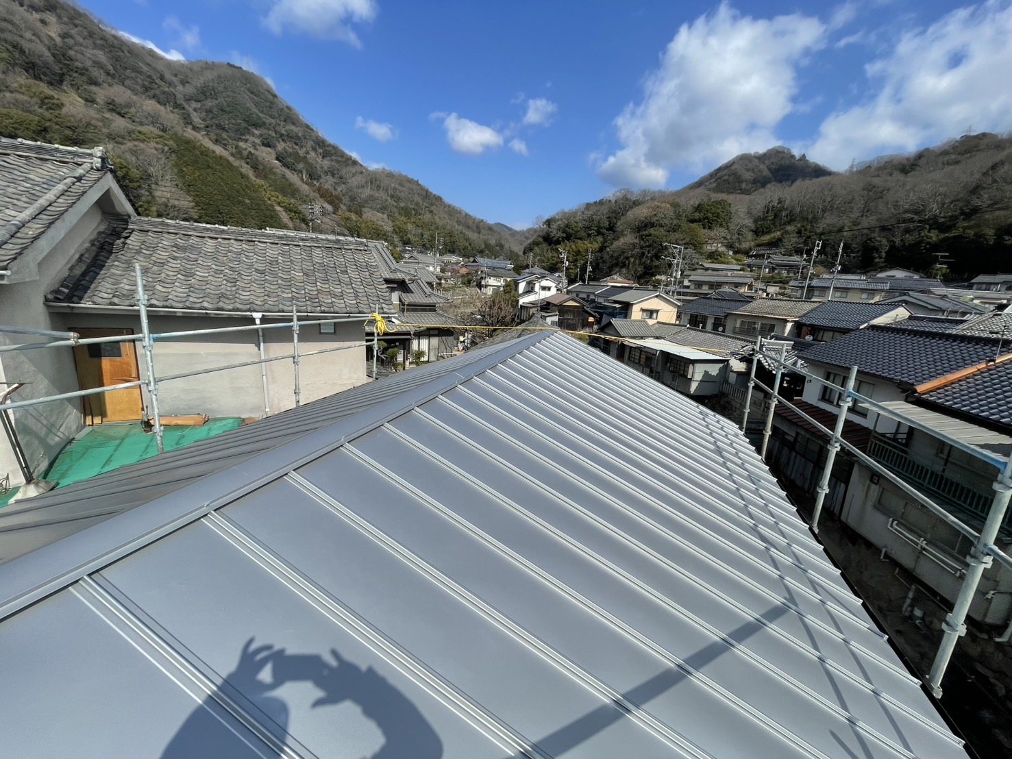 瓦屋根から板金屋根に張り替え工事｜伴場板金