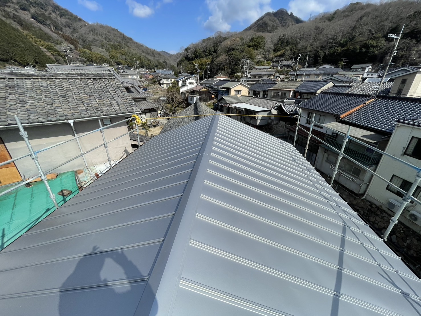 瓦屋根から板金屋根に張り替え工事｜伴場板金